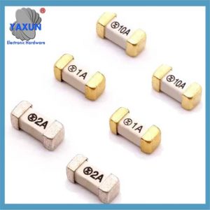 20A 25A 30A 40A Ceramic fuse 1808 2410 6125 6.1 2.5MM Surface Mount Fuses