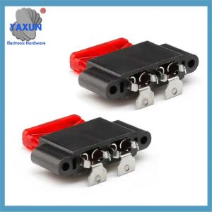 30A ATC Plug In Fuse Holder 32V Panel Mount ROHS